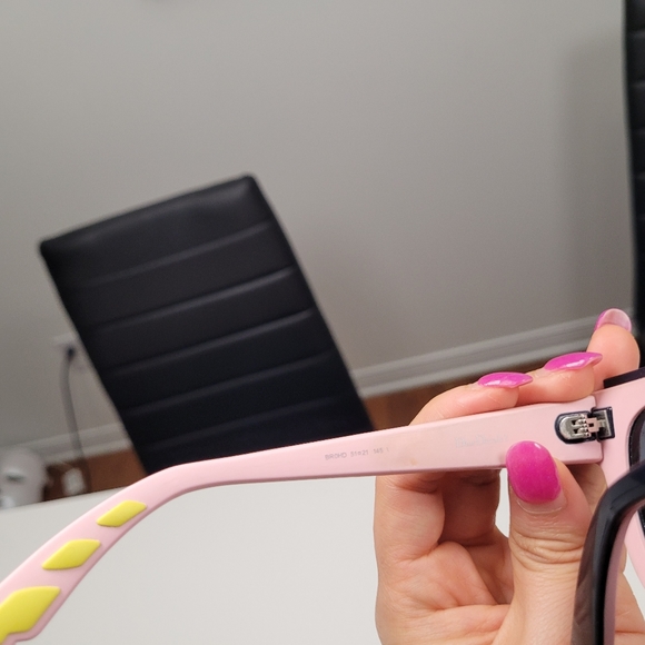 Christian Dior Sunglasses - Picture 9 of 9